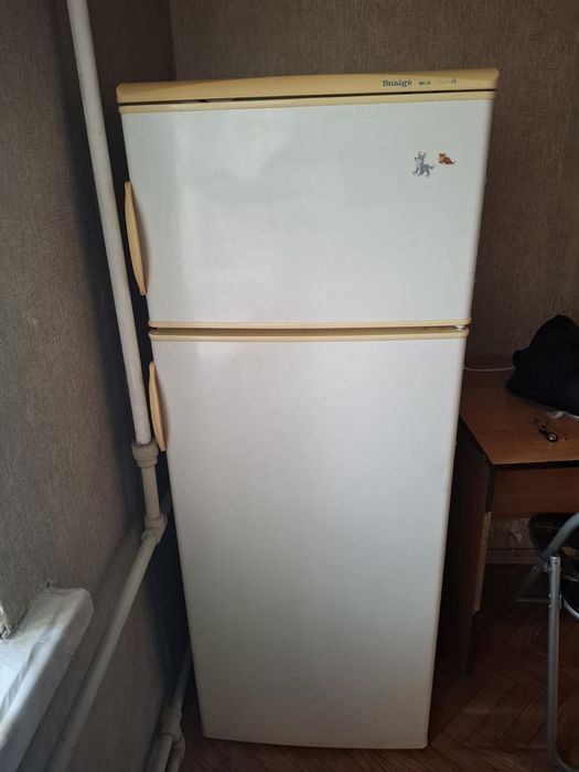 Продам холодильник