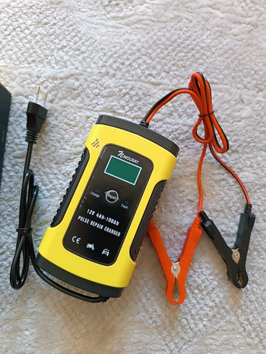 Carregador de Baterias de Carro / 6A 12Volts (NOVO)