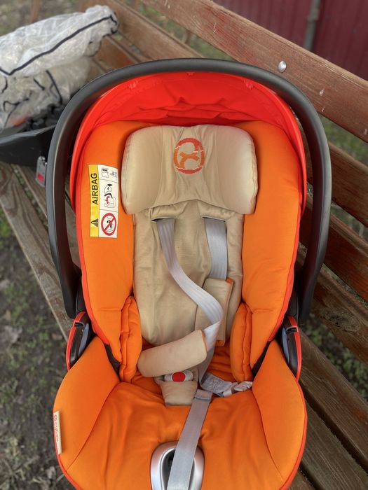 Автокрісло для немовляти