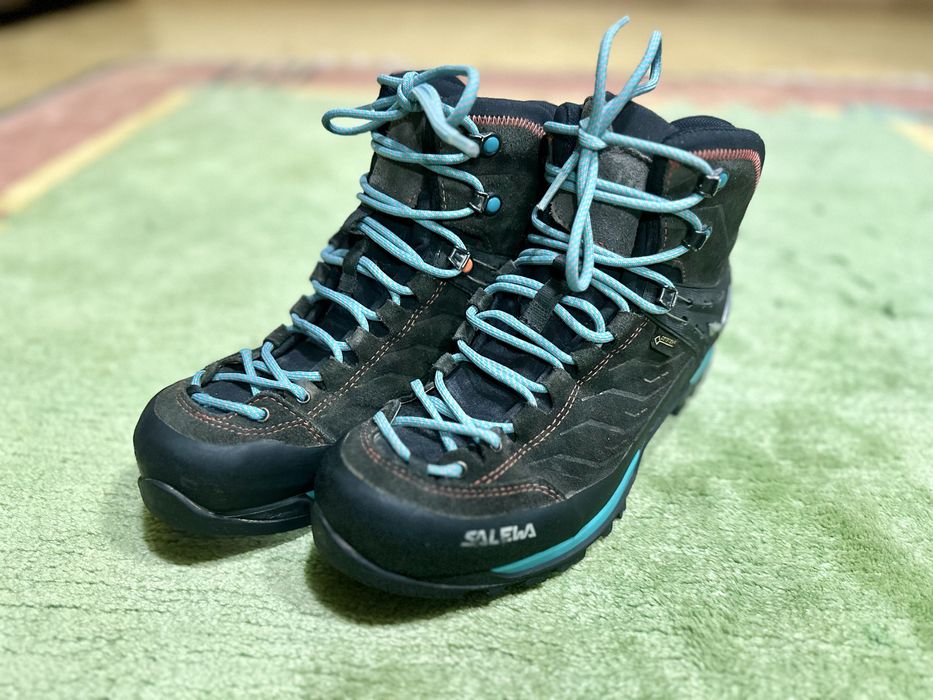 Damskie buty  trekingowe Salewa  MTN Trainer MID GTX 40,5