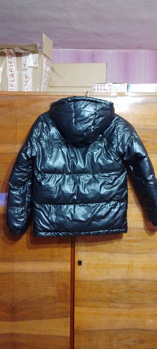 Куртка зимова з капішоном