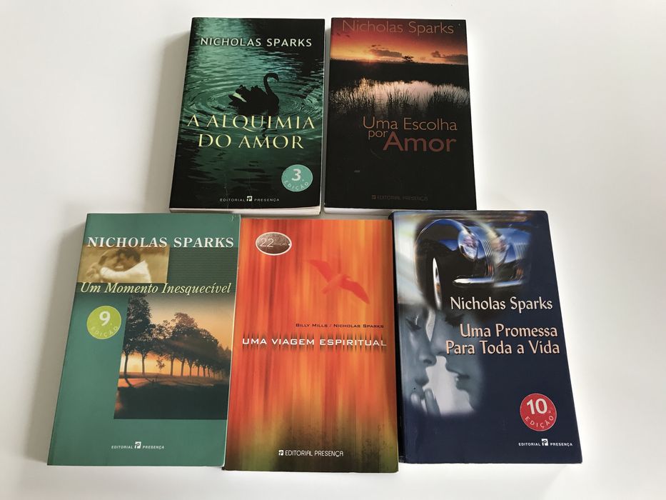 Vários livros, clássicos, best-sellers em Português, Inglês e Espanhol
