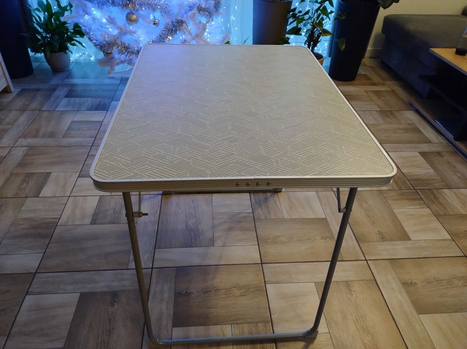 Stolik ogrodowy rozkladany