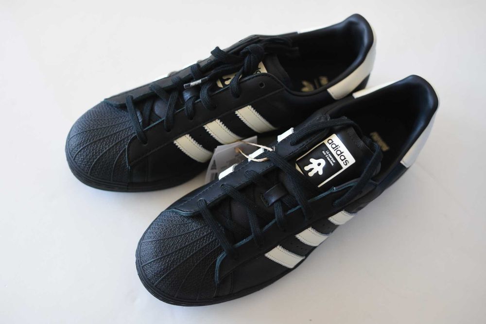 adidas Superfinger Superstar x AVAVAV - 43 1/3 - nowe buty