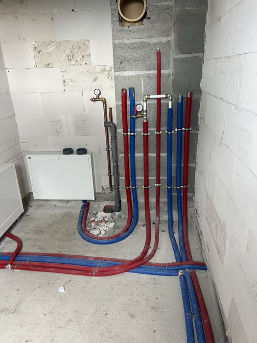 Hydraulik instalacje wodne kanalizacyjne piece  gazowe piece