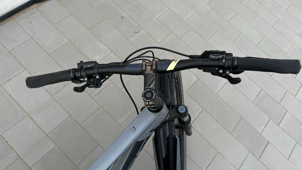 Rower górski Cube Attention SL koła 29" rama 19"