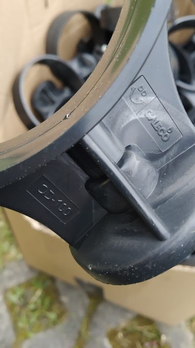 Obejma  rury spustowej Galeco