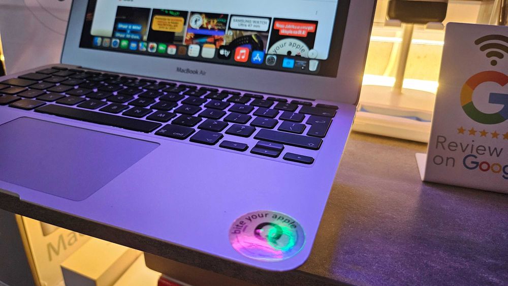 Macbook Air 11 2015, 4/128 (opcje dysku), Bat. 92%, Gw., FV.