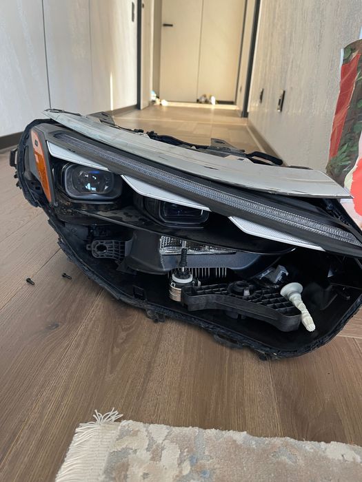 Запчастини для фари MERCEDES EQS SUV 296 США А2969063002