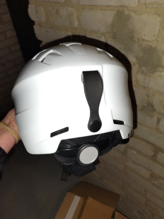 Sprzedam kask narciarski