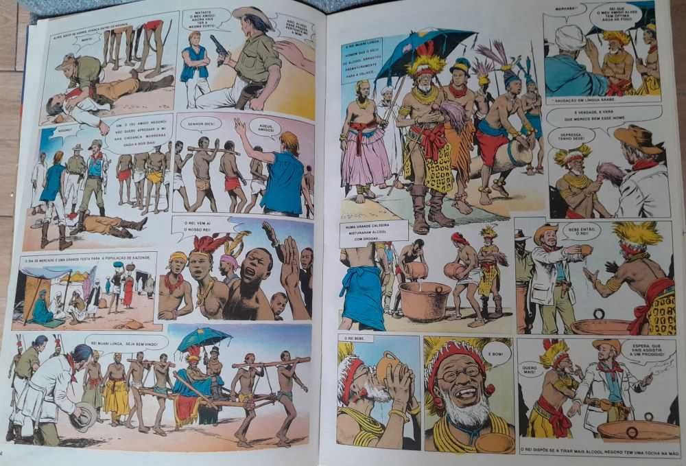 Diversos álbuns de capa dura.