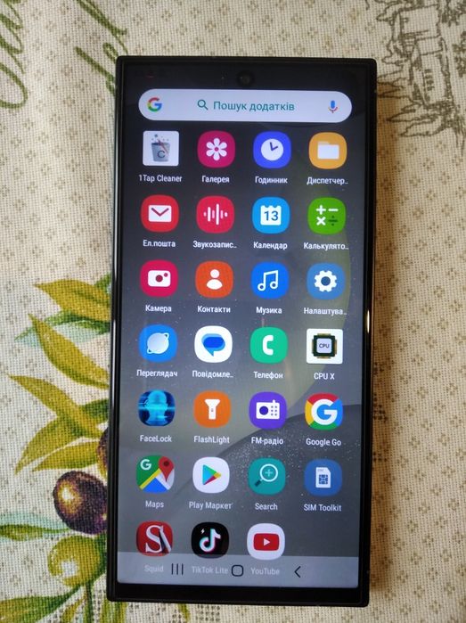 Телефон Samsung s25