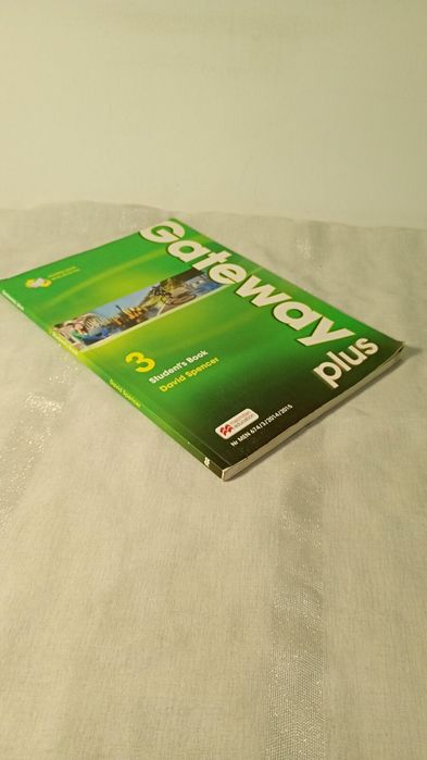 Gateway Plus 3 Students Book. Spencer David
