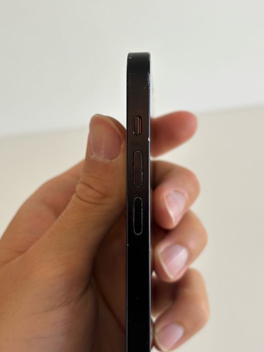 Apple iPhone 12 128GB Preto
