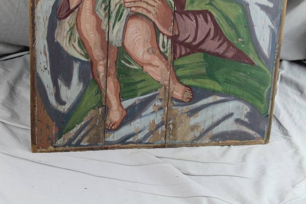 Retábulo antigo em madeira