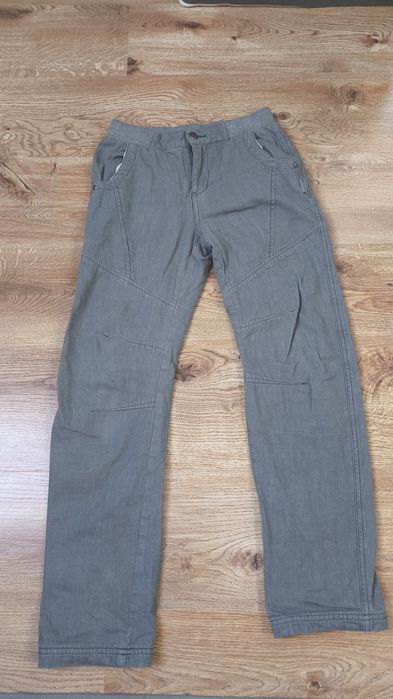 Spodnie dziecięce ocieplane dresem r.146