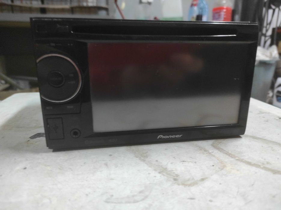 Магнитола 2 DIN Pioneer AVH-2400BT