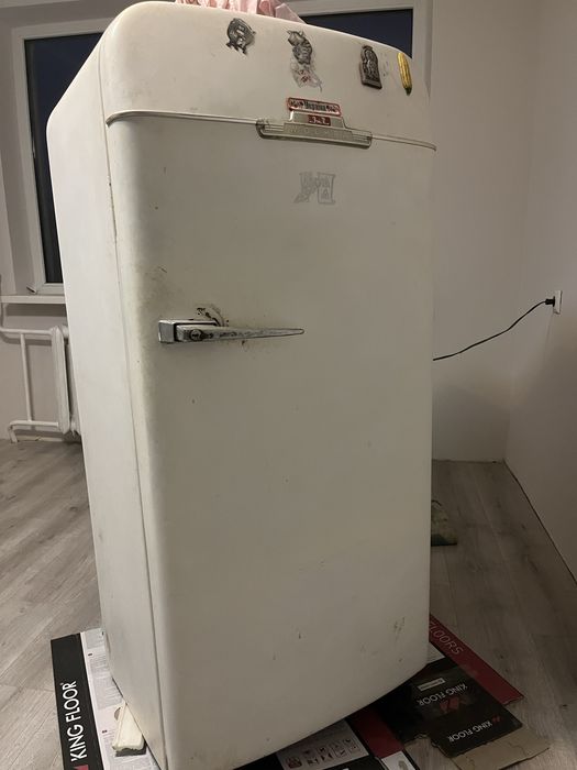 Холодильник ЗІЛ МОСКВА