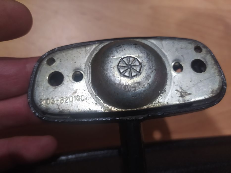 Зеркало заднього виду