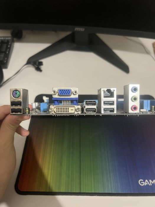 материнская плата ASUS P8H67‑M LX, сокет LGA 1155