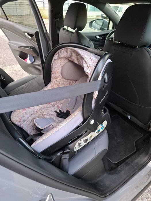 Cadeira para bebé OVO - BebeConfort c/ suport Isofix