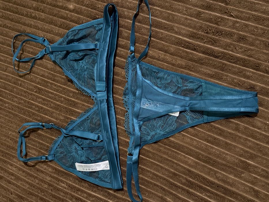 Ніжний мереживний комплект білизни