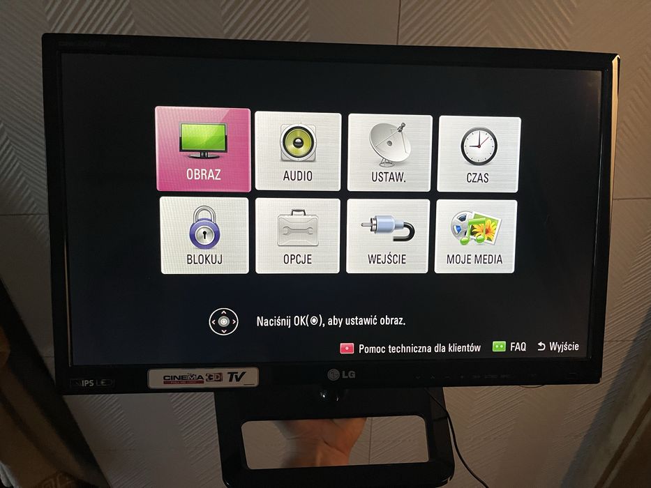 Monitor LG DM2352 z funkcją telewizora 23”