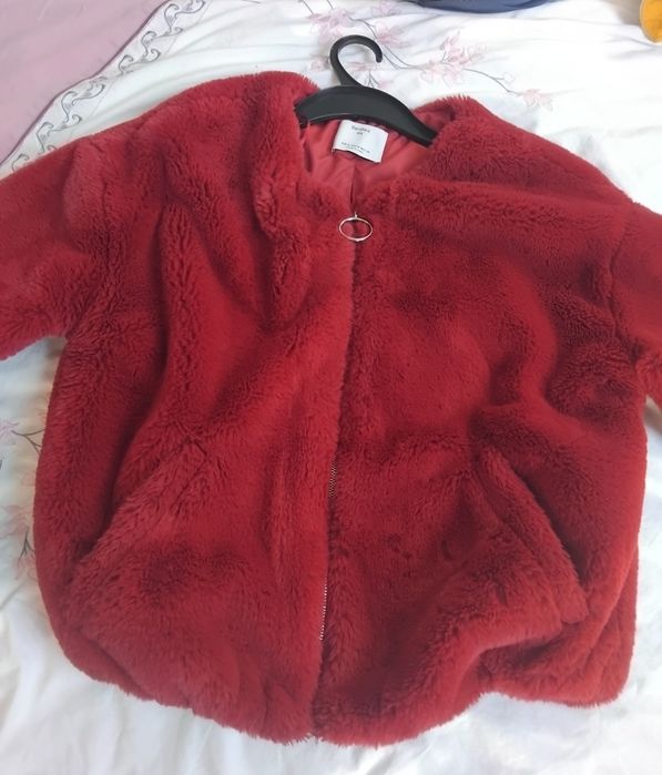 Czerwone futerko Berska M