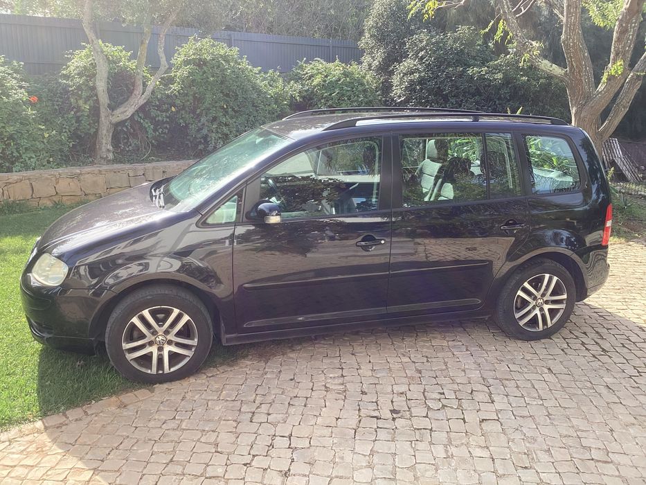 VW TOURAN 1.9 TDI Conceptline 5 lugares DSG