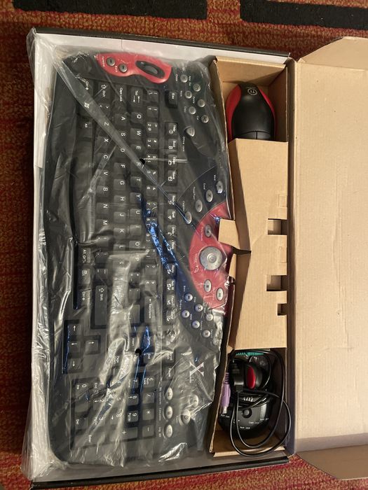 Teclado + rato da thermaltake