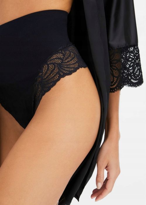 B.P.C stringi modelujące czarne z koronką S.