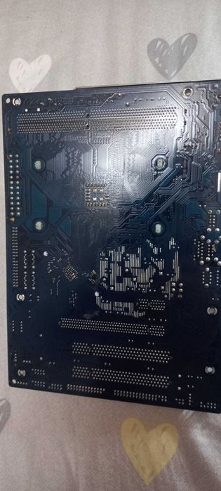 ASRock N61P-S c  Athlon 64 x2 5000+, 4Gb DDR2, куллер