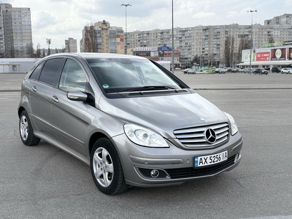 Продам Mersedes -Benz  b 200