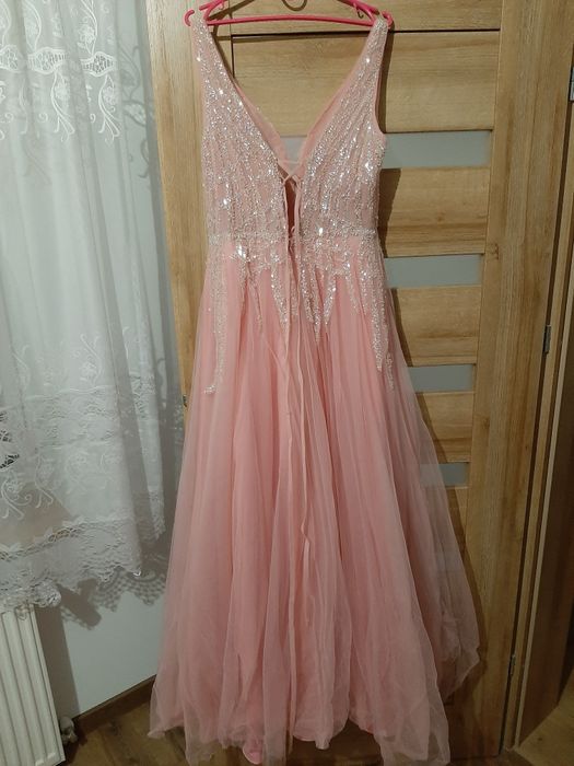 Sprzedam sukienkę. Tiulowa. Xl