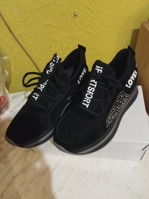 Czarne buty damskie 37