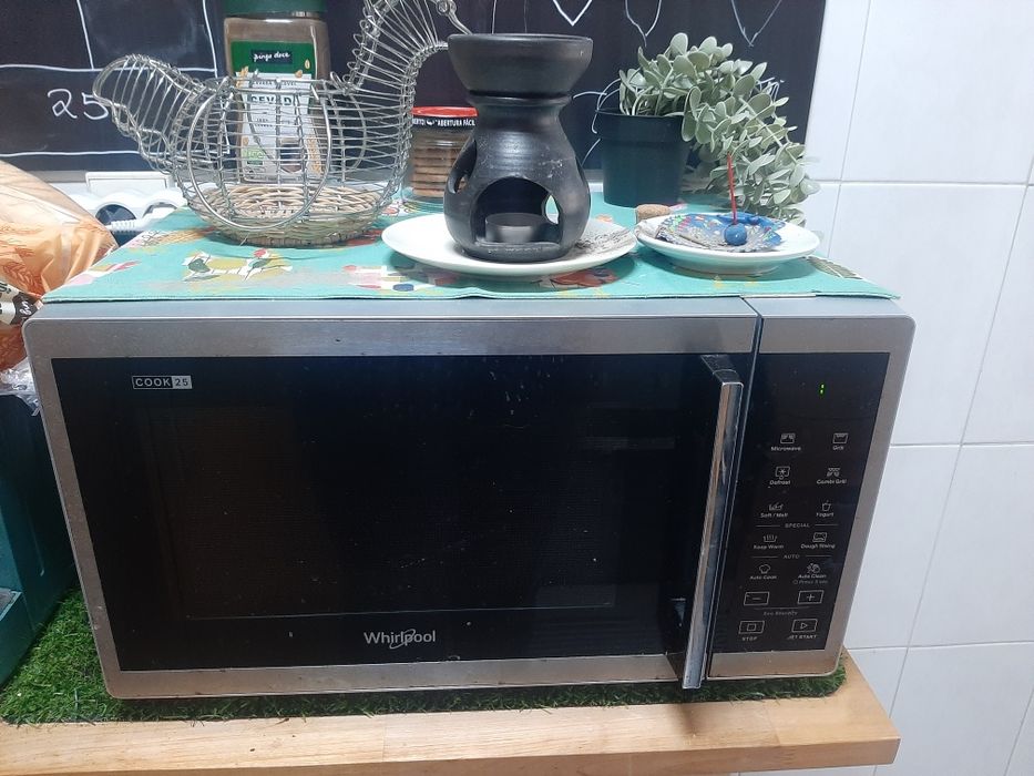 Microondas Whirlpool Cook25