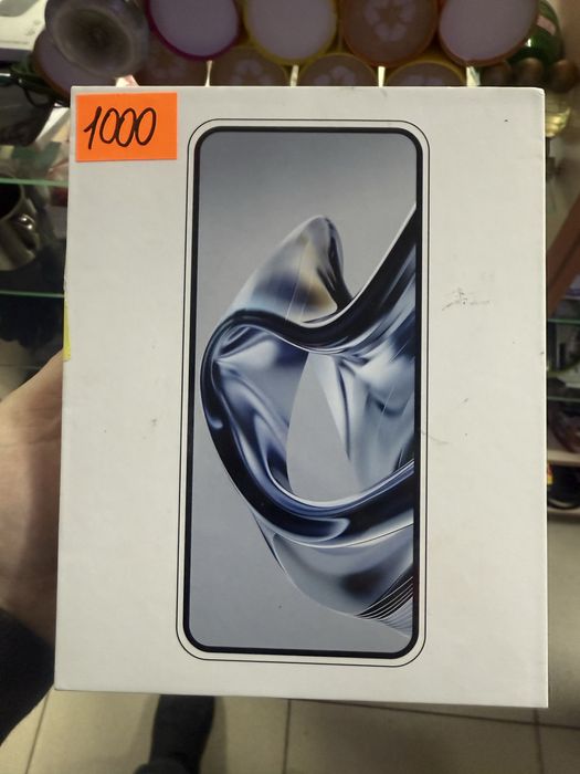 Телефон новий на андроіді