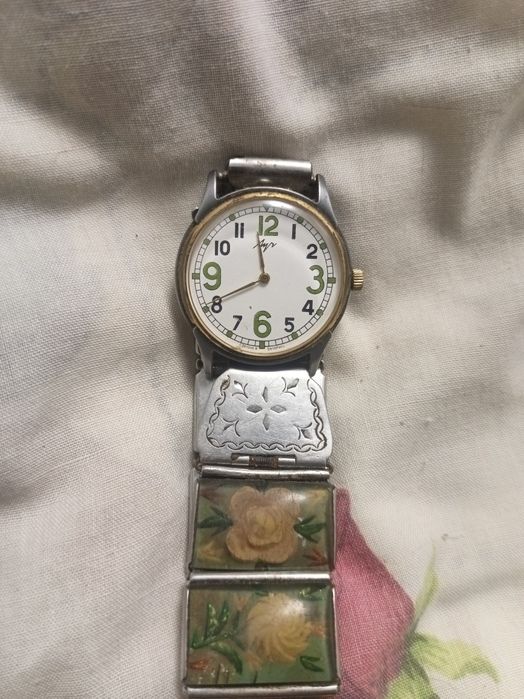 Часы Луч СССР, механические, рабочие, редкий браслет