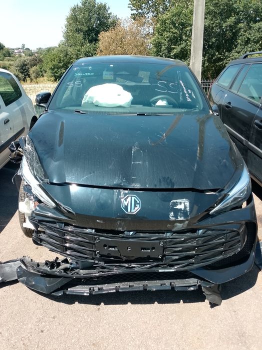 MG III 1.5 Híbrido/Gasolina 2024-