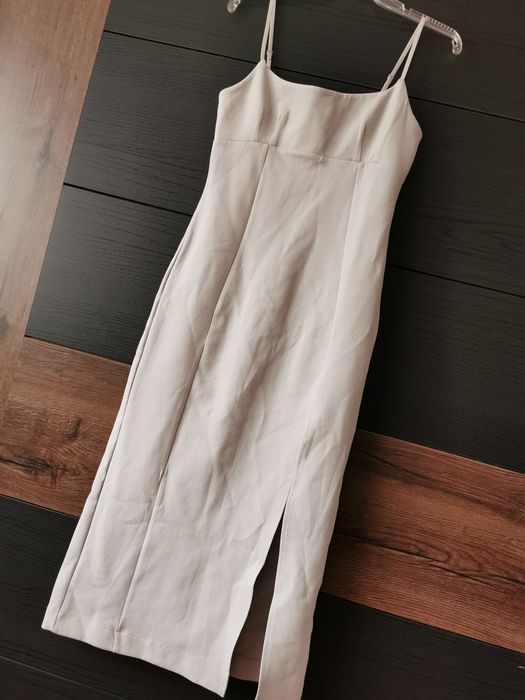 Midi sukienka zara suknia midi długa z rozcięciem L 40 dresowa