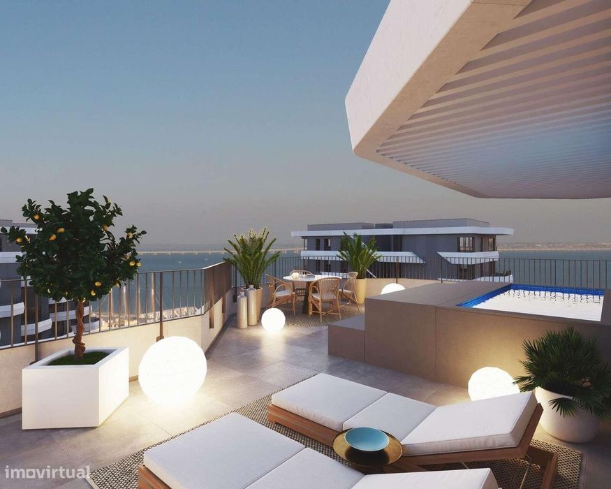 Penthouse T2 no Distrikt com Piscina Privativa