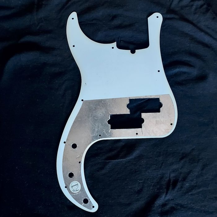 Pickguard original Fender Precision Bass