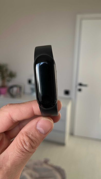 Продам MI Band 3
