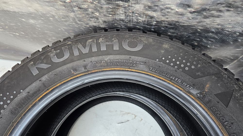 S16 2 x 195/65R15 Kumho WinterCraft WP51 91T opony zimowe używane