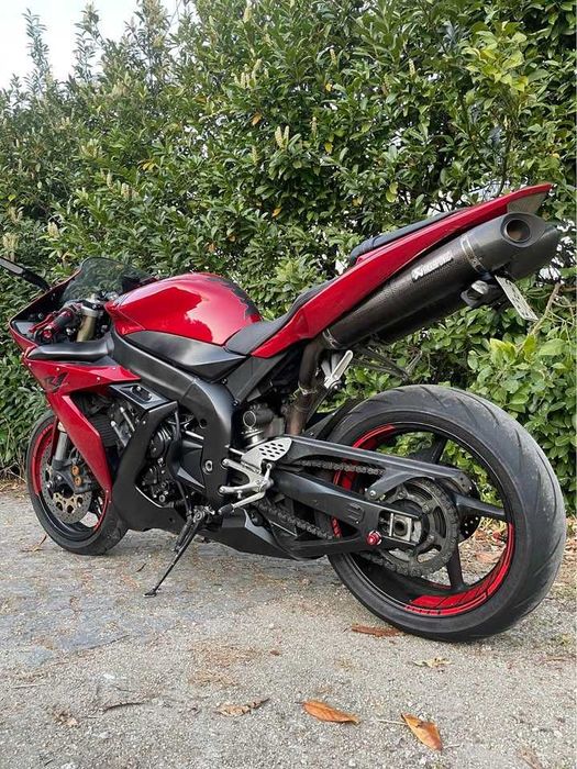 Yamaha R1
