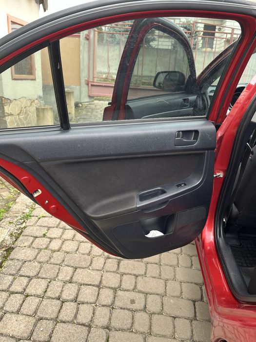 Mitsubishi Lancer 10