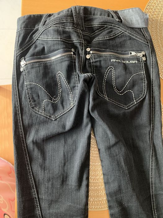 Calcas, blusão e gabardine Ana Sousa