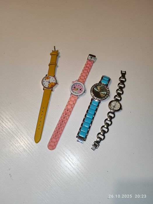 Zegarki 4 szt. różne