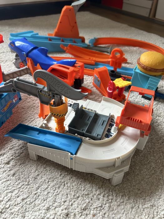 Tory Hot Wheels różne