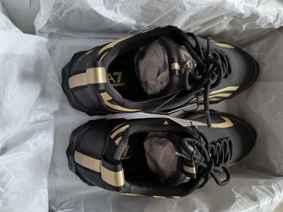 Nowe oryginalne buty Emporio Armani